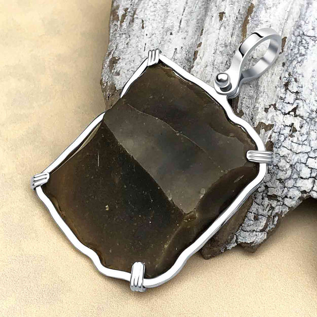 Queen Shipwreck 1790s British East India Company Brown Bess Musket Flint Sterling Silver Necklace