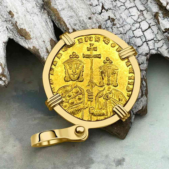 Byzantine Jesus Christ King of Kings 24K Gold Solidus Coin Circa 924 AD 18K Gold Pendant