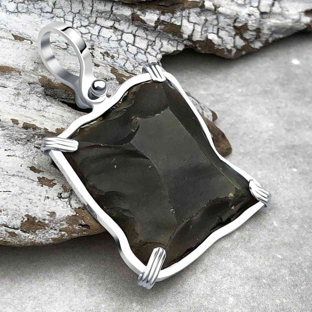 Queen Shipwreck 1790s British East India Company Brown Bess Musket Flint Sterling Silver Necklace