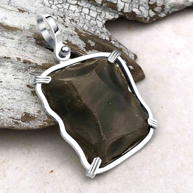 Queen Shipwreck 1790s British East India Company Brown Bess Musket Flint Sterling Silver Necklace