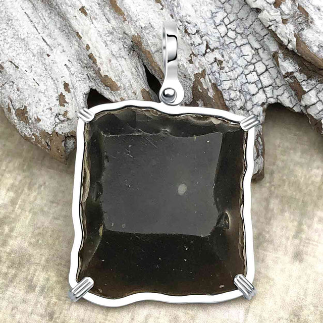 Queen Shipwreck 1790s British East India Company Brown Bess Musket Flint Sterling Silver Necklace