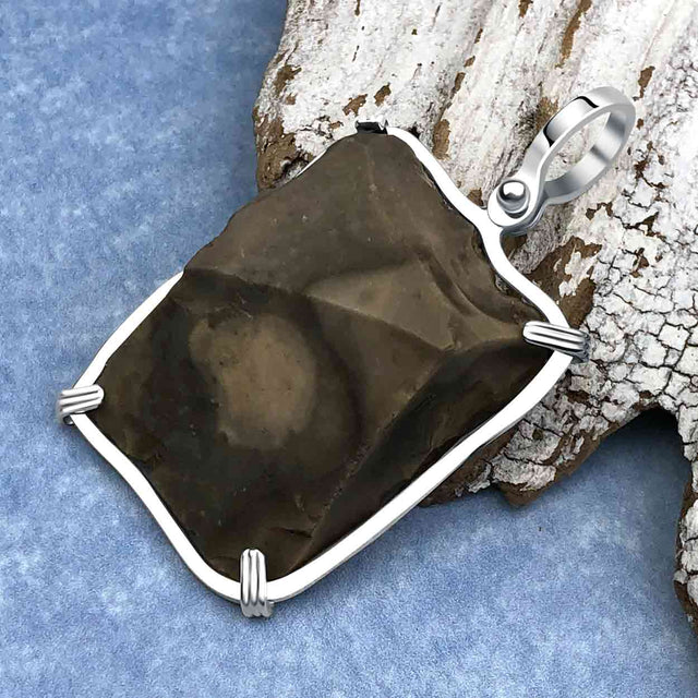 Queen Shipwreck 1790s British East India Company Brown Bess Musket Flint Sterling Silver Necklace