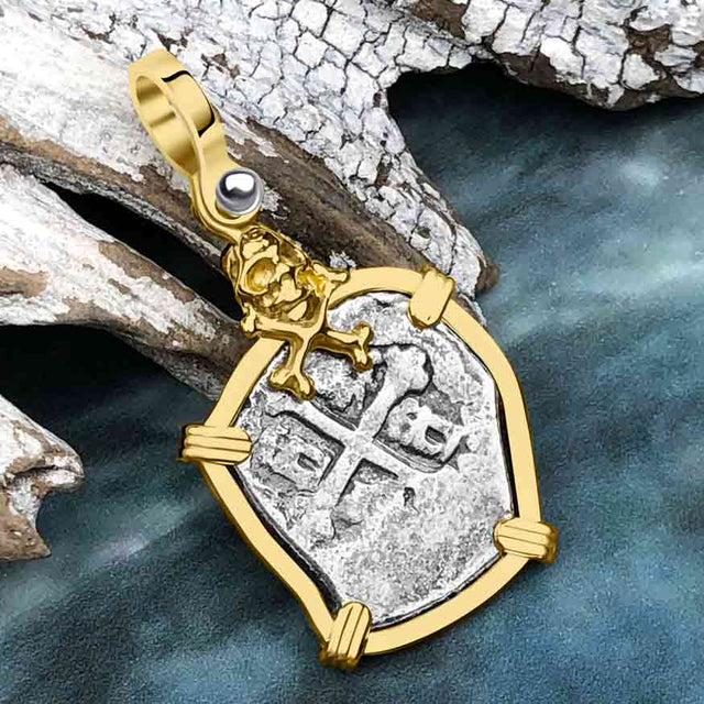 1715 Fleet Shipwreck Skull & Cross bones Spanish 1 Reale "Piece of 8" 14K Gold Pendant
