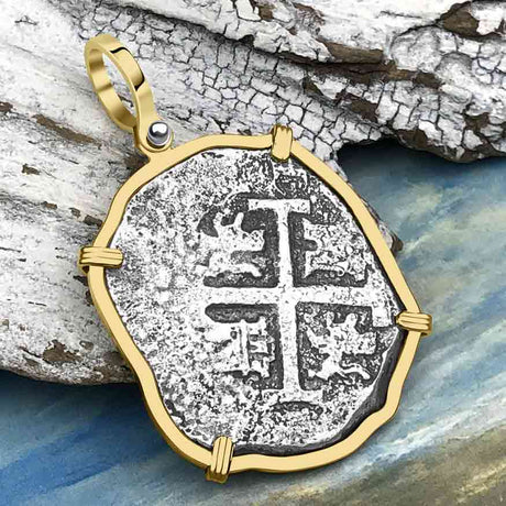 VERY RARE DATED 1715 Fleet Shipwreck Golden Age of Piracy Spanish 8 Reale Piece of 8 14K Gold Pendant