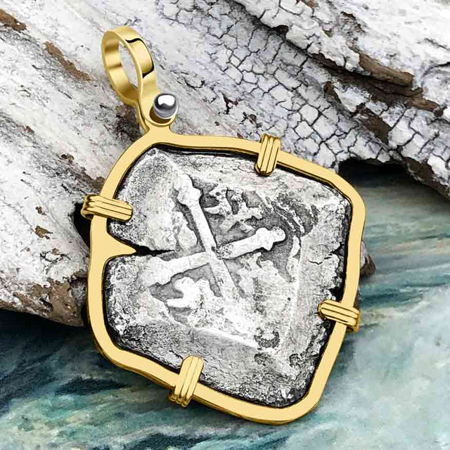 1715 Fleet Shipwreck Golden Age of Piracy Spanish 4 Reale Piece of 8 14K Gold Pendant