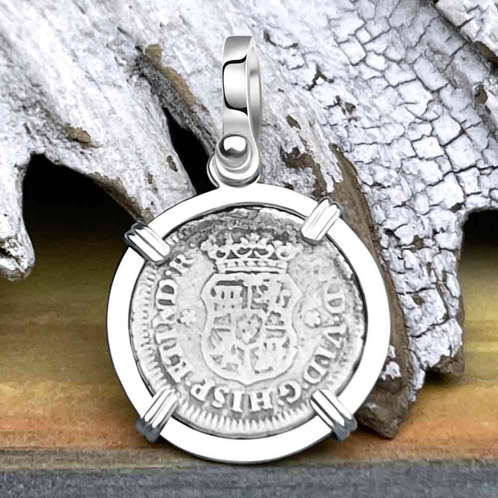 El Cazador Shipwreck 1757 Pillar Dollar 1/2 Reale Sterling Silver Treasure Coin Pendant