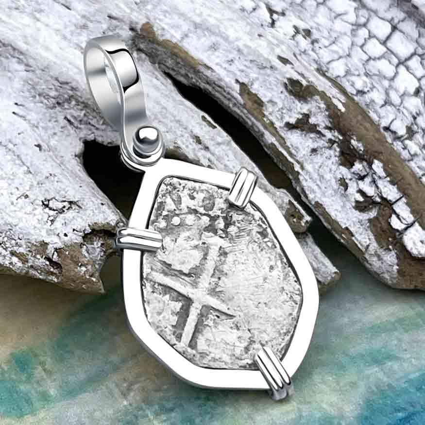 RARE DATED 1715 Fleet Shipwreck Spanish 1/2 Reale "Piece of 8" Sterling Silver Pendant