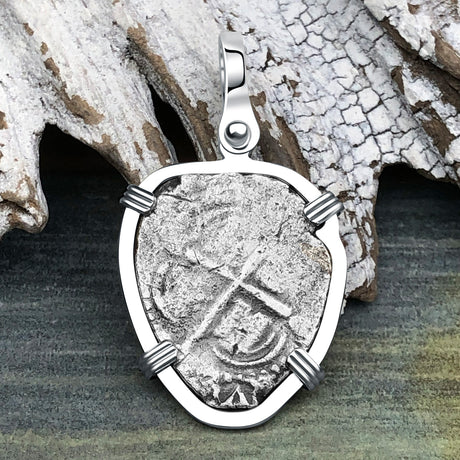 1657 Consolacion Shipwreck Pirate Era Spanish 1 Reale Piece of Eight 14K White Gold Pendant