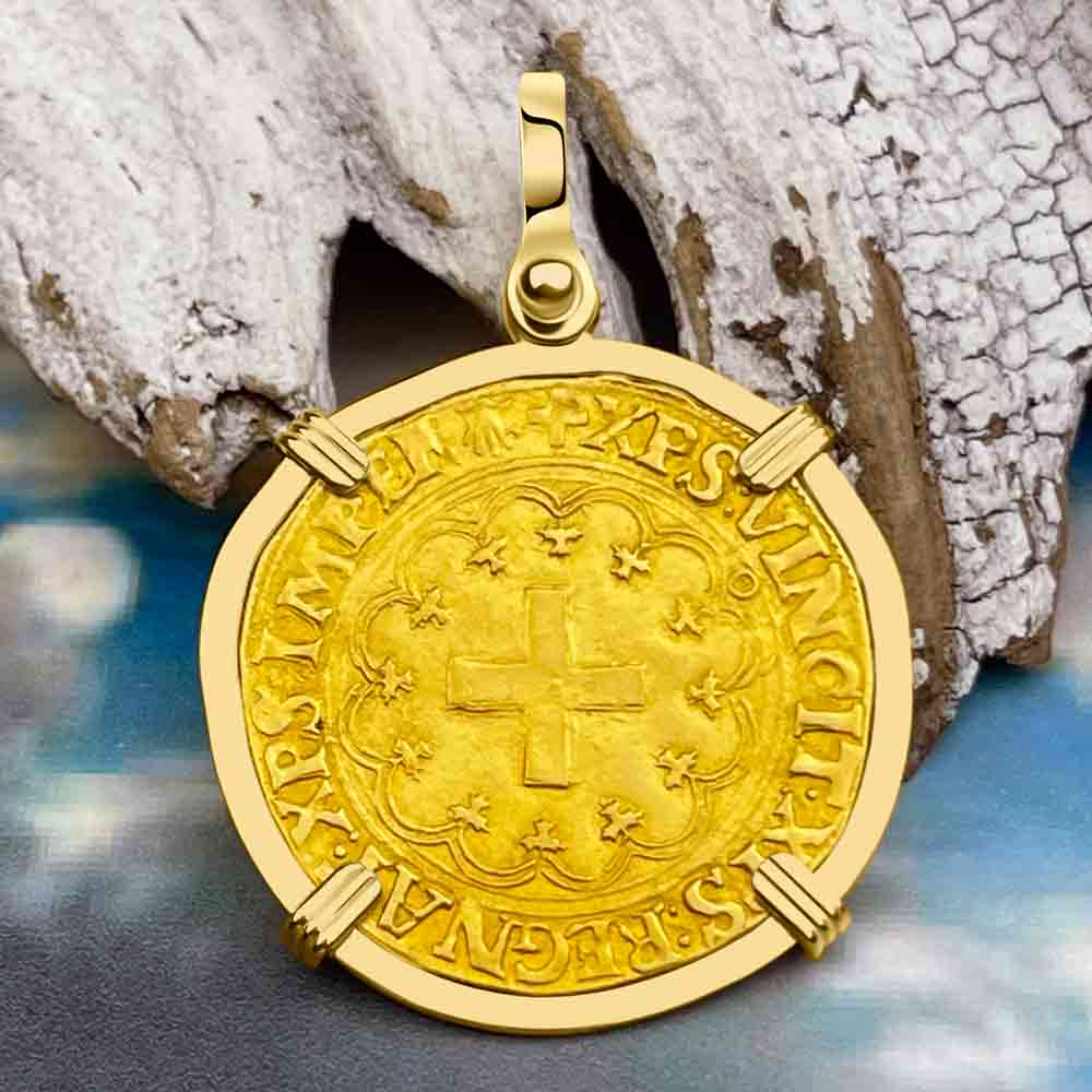 Medieval France Royal 22K Gold Extremely Rare Ecu d&#39;or a la Croisette Cross Coin Francis I circa 1519 in an 18K Gold Pendant