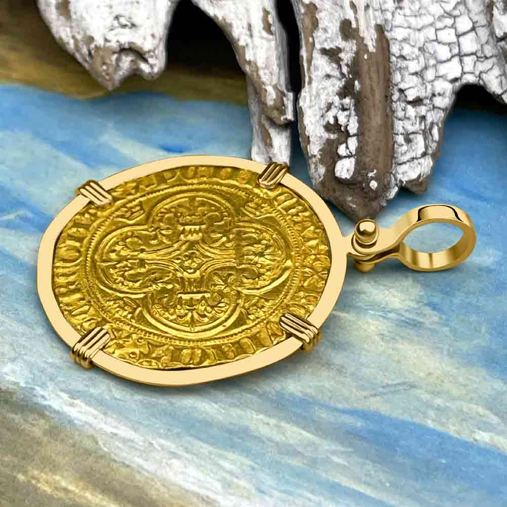 Medieval France Royal 22K Gold Ecu d&#39;or Cross Coin of Charles VI circa 1380 in an 18K Gold Pendant