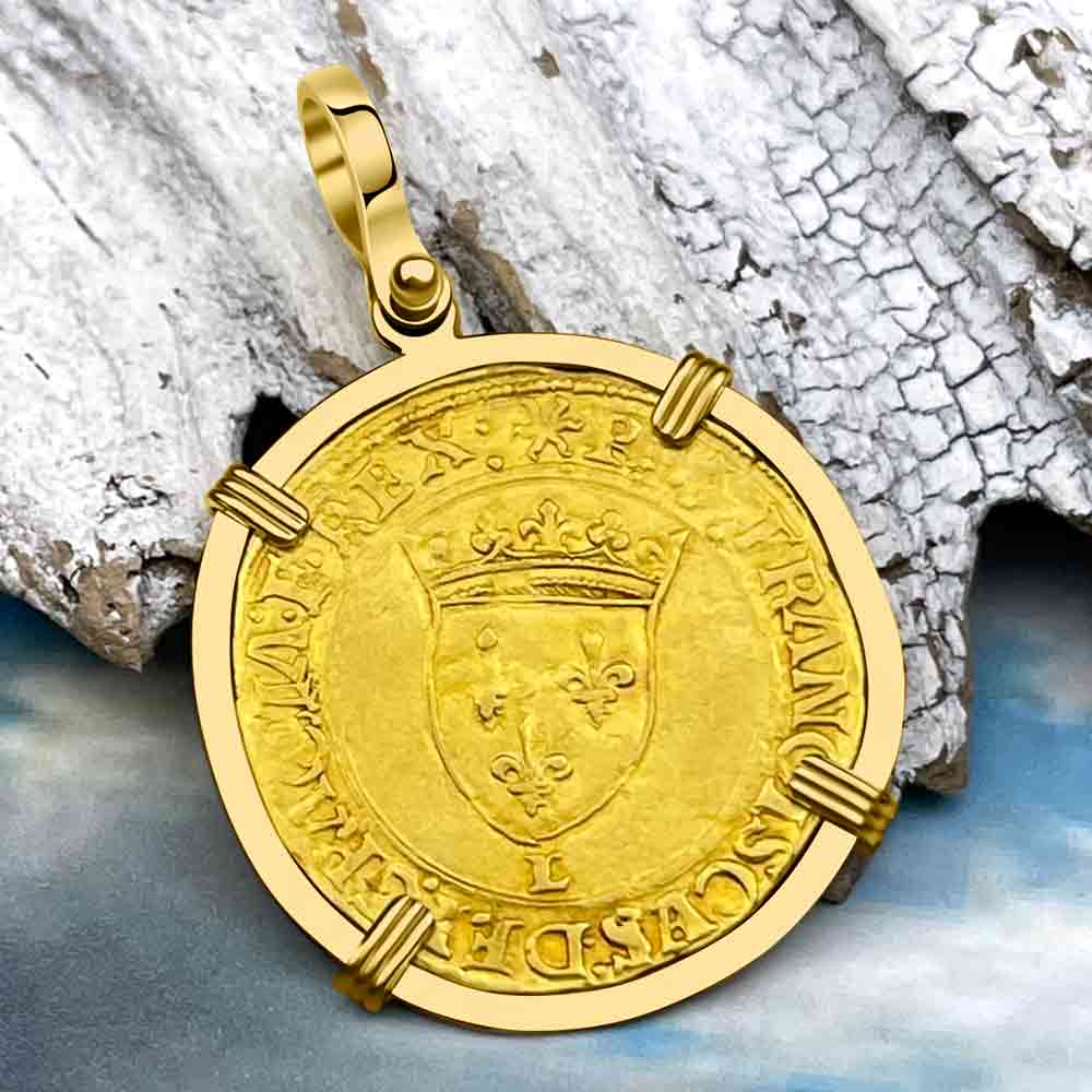 Medieval France Royal 22K Gold Extremely Rare Ecu d&#39;or a la Croisette Cross Coin Francis I circa 1519 in an 18K Gold Pendant | Artifact #8778