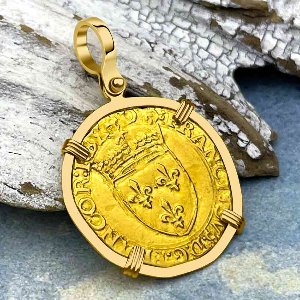 Medieval France Royal 22K Gold Ecu d&#39;or au Soleil Cross Coin Francis I circa 1519 in an 18K Gold Pendant 