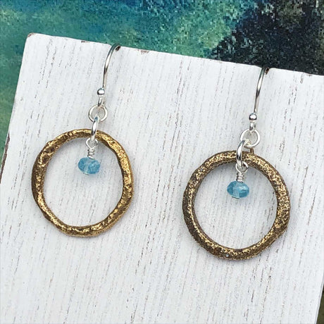 Light to Dark Golden Bronze Celtic Ring Money Earrings with Genuine Apatite