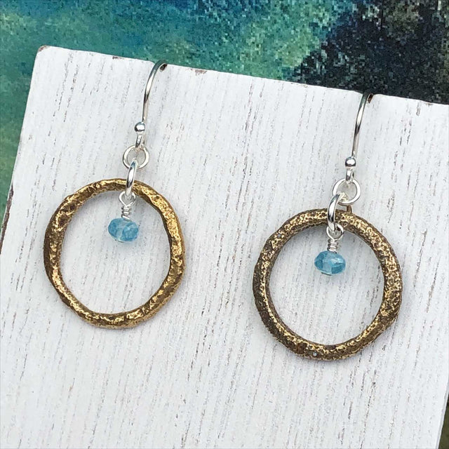 Light to Dark Golden Bronze Celtic Ring Money Earrings with Genuine Apatite