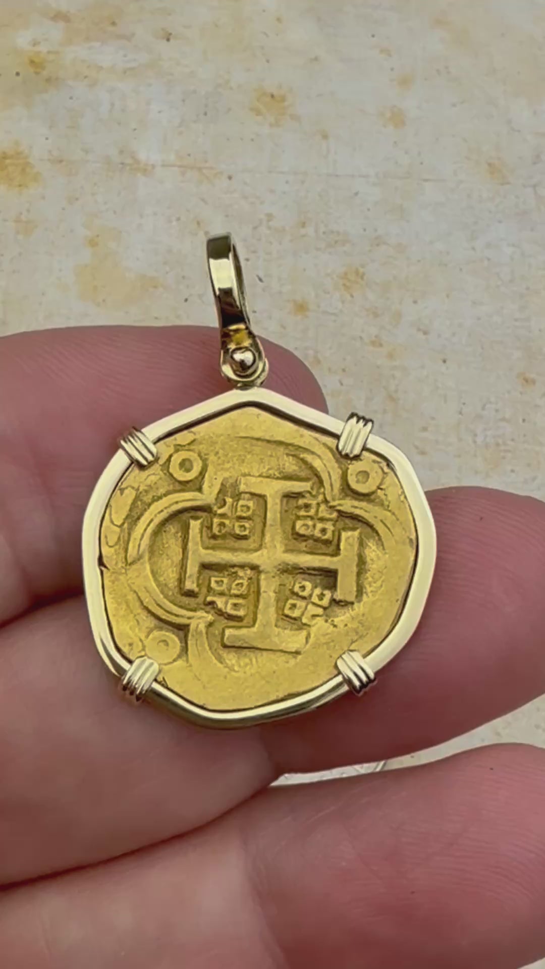 video RARE Dated 1632 Pirate Era 22K Gold Four Escudo - the Legendary Doubloon - 18K Gold Pendant