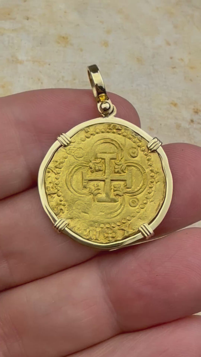 video Rarer Pirate Era Circa 1568 22K Gold 2 Escudo - the Legendary Doubloon - 18K Gold Pendant