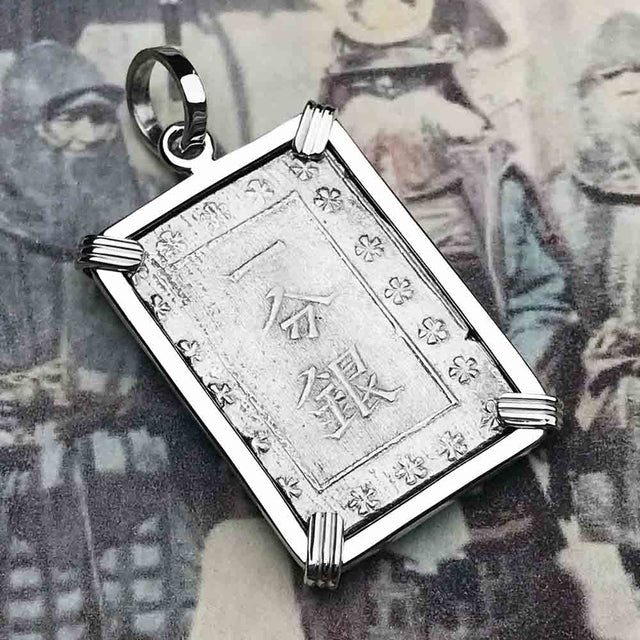 Metal-Smith: Robert Lewis Knecht