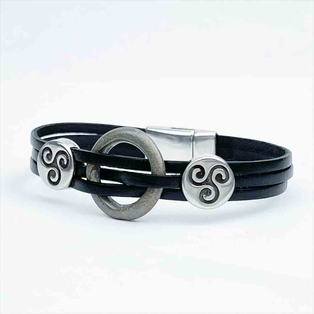 Celtic Ring Money 7 1/2" Bracelet in Black Leather & Silver Triskeles